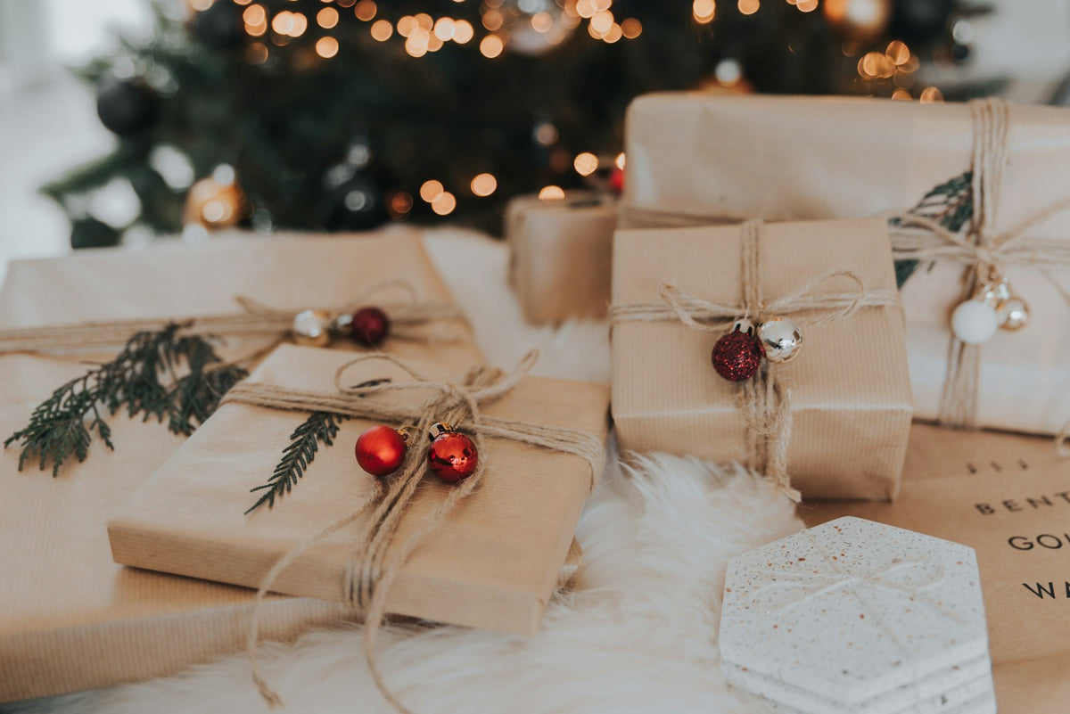 Brown kraft gift boxes